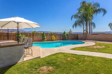 6985 Grove Ave Highland CA-large-026-020
