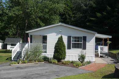 7 Brenda St, Nashua, NH 03062 - photo 2