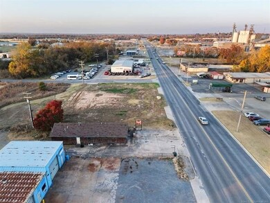 1917 N York St, Muskogee, OK 74403 - photo 6