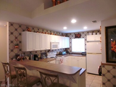 224 Manasota St, Fort Myers, FL 33913 - photo 6