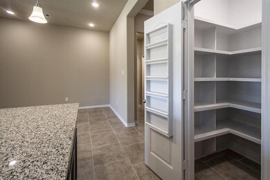 2622 Ivy Wood Ln, Conroe, TX 77385 - photo 7