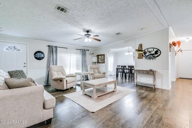 15-web-or-mls-225 Horseshoe Loop-21