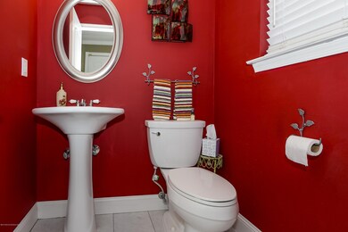006_Half Bath