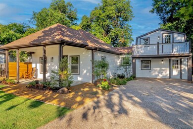 209 S Arizona Dr, Celina, TX 75009 - photo 2