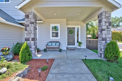 1354 SW Argo Ln, Grants Pass, OR 97527 - photo 3