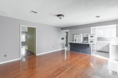 6931 Northleaf Dr, Houston, TX 77086 - photo 4