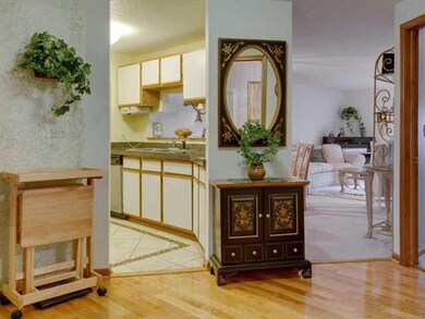Foyer BEAUTIFUL HARDWOOD from front door though to