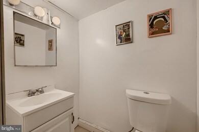 208 S East Ave, Baltimore, MD 21224 - photo 4