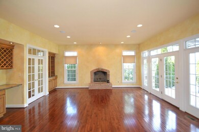 43494 Savoy Woods Ct, Chantilly, VA 20152 - photo 5