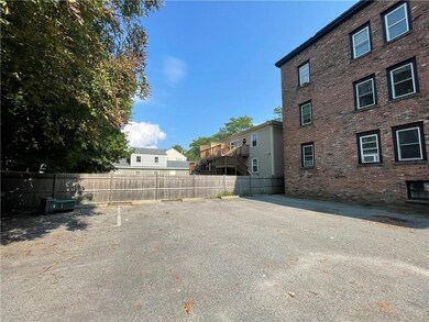 3 Bay View Ave unit 1, Bristol, RI 02809 - photo 2