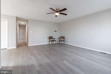 7826 E Shore Rd, Pasadena, MD 21122 - photo 5