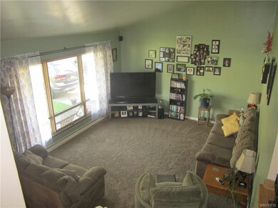 282 Stenzil St, North Tonawanda, NY 14120 - photo 2