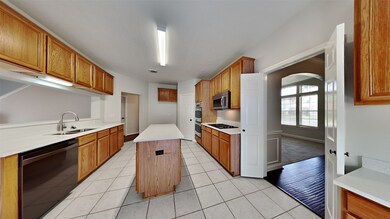 2406 Sarasota Dr, Friendswood, TX 77546 - photo 6