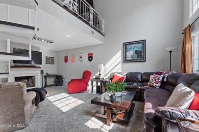 502 N Highpoint Rd-05153