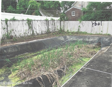 610 Woodrow Rd, Staten Island, NY 10312 - photo 7