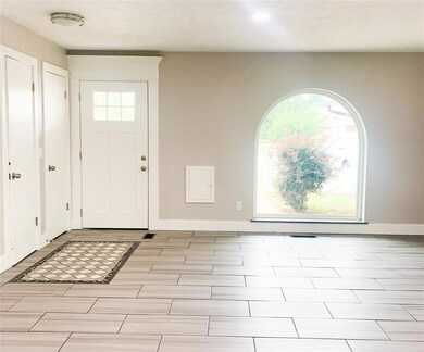 7008 N Comanche Ave, Warr Acres, OK 73132 - photo 6