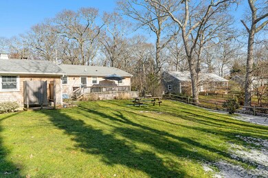 11 Pine Tree Ln, Vineyard Haven, MA 02568 - photo 2