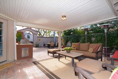 Covered Patio-Courtyard