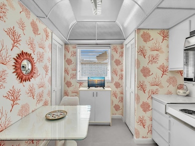 1537 E Hillsboro Blvd unit 438, Deerfield Beach, FL 33441 - photo 7