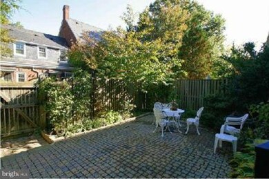 4135 36th St S unit 823, Arlington, VA 22206 - photo 3