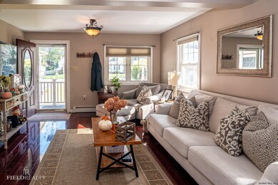 1151 Myron St, Schenectady, NY 12309 - photo 5