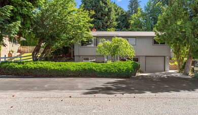 517 N Larch Ave, East Wenatchee, WA 98802 - photo 3