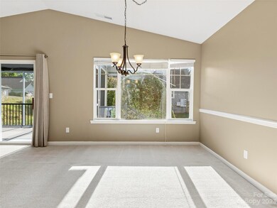 3303 Blue Goose Ct, Hendersonville, NC 28792 - photo 7