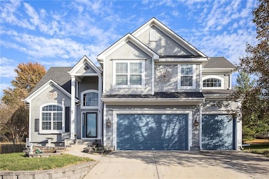 605 S Franklin St, Raymore, MO 64083 - photo 4