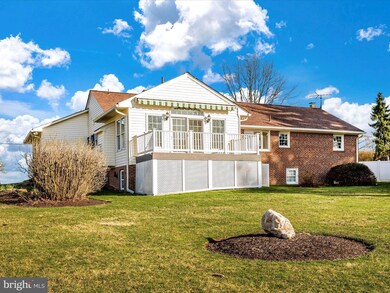 22816 Wildcat Rd, Gaithersburg, MD 20882 - photo 3