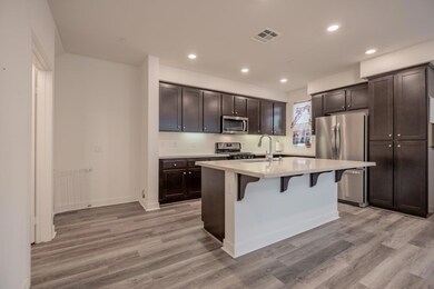 12739 N Watt Ln unit D, Sylmar, CA 91342 - photo 7