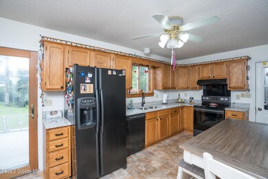 864 Dutch Dr, Castleton-On-hudson, NY 12033 - photo 6