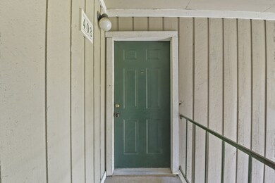 1950 Spenwick Dr unit 408, Houston, TX 77055 - photo 7