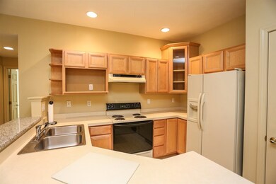 5 Moonlight Rose Ln, Bedford, NH 03110 - photo 4