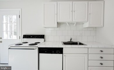 12820 Middlevale Ln, Silver Spring, MD 20906 - photo 4