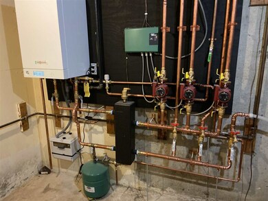 3A Wade Farm Rd, Newmarket, NH 03857 - photo 4