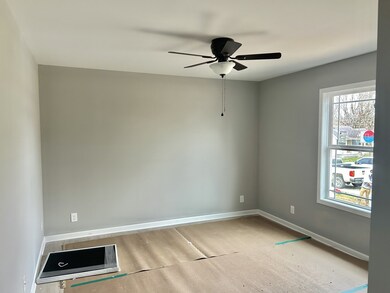 307 W Coffee St, Manchester, TN 37355 - photo 7