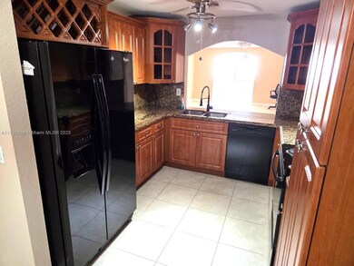 2901 N Nob Hill Rd unit 101, Sunrise, FL 33322 - photo 4