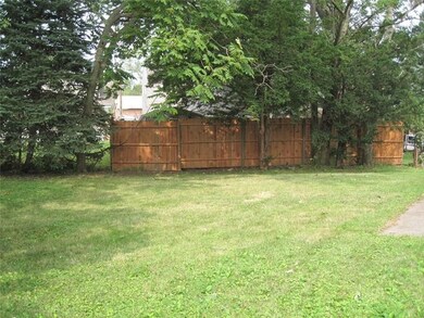 3024 Greeley Ave, Erie, PA 16506 - photo 2