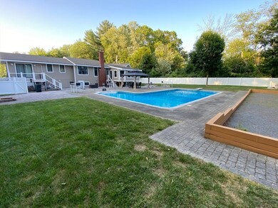 30 Pheasant Ln, Pembroke, MA 02359 - photo 2