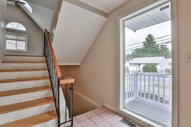 100 Sunderland Rd, Worcester, MA 01604 - photo 3