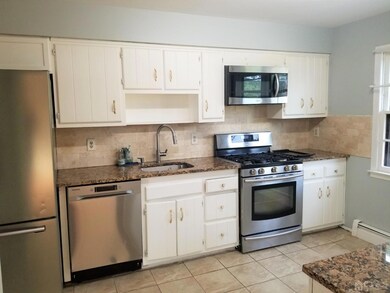 22 Roxy Ave, Edison, NJ 08820 - photo 6