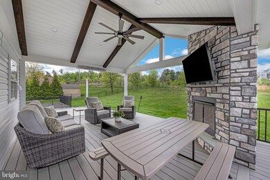 904 Longwood Ct, Chalfont, PA 18914 - photo 5