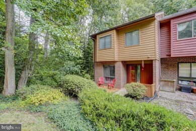 2251 Chestnut Burr Ct, Reston, VA 20191 - photo 2