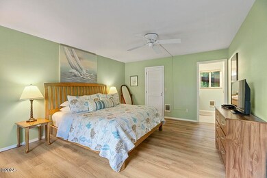 Bedroom #1