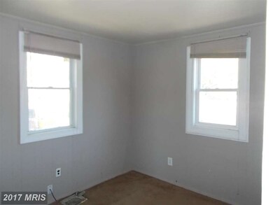 6321 Riverdale Rd, Riverdale, MD 20737 - photo 5