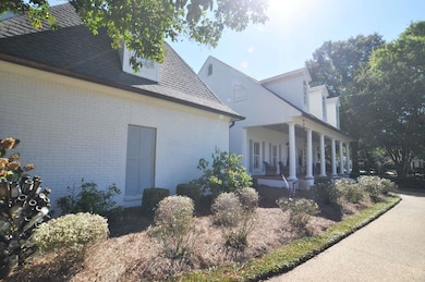 1003 Charleston Blvd, Tupelo, MS 38801 - photo 3