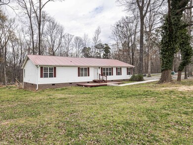 709 Buckner Clark Rd, Pittsboro, NC 27312 - photo 3