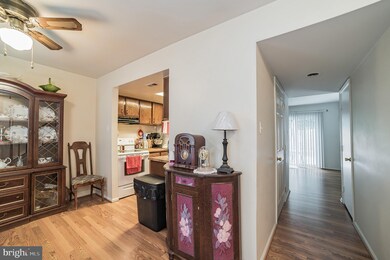 6338 Ducketts Ln, Elkridge, MD 21075 - photo 2