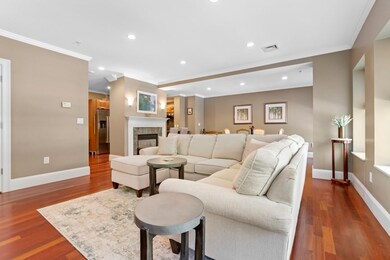 440 Commercial St unit 201, Boston, MA 02109 - photo 2