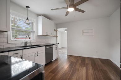 1609 San Mateo Dr, Dunedin, FL 34698 - photo 2